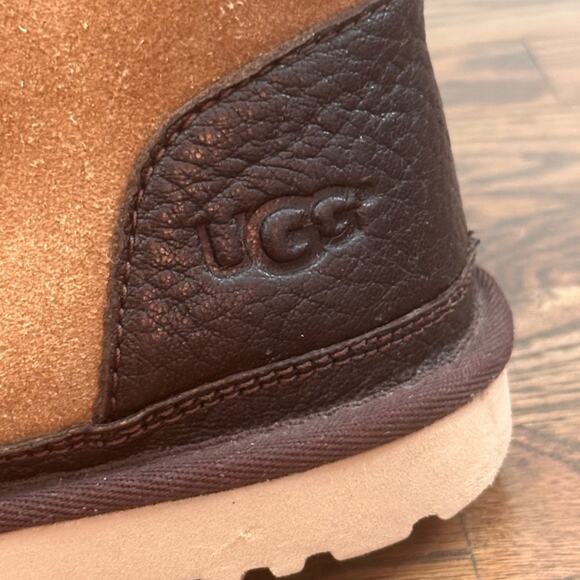 UGG Men’s Neumel Suede Chukka boots Size 11 main image 5